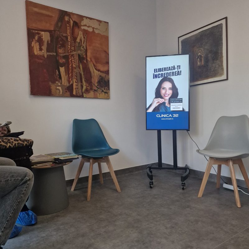 Reteaua Digitala DOOH Indoor - Clinica 32 – Brasov