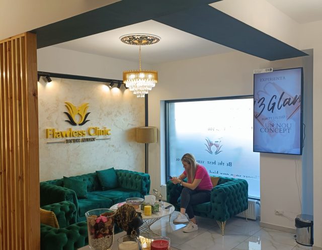 Cum a folosit un brand de fashion Rețeaua Digitală de Totemuri EkoGroup pentru a atrage noi clienți
