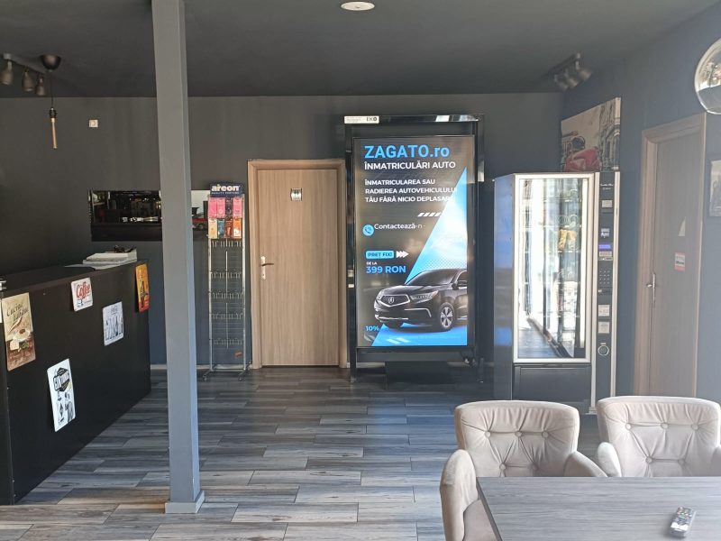 De ce publicitatea în Rețeaua Digitală Indoor EkoGroup este mai eficientă decât cea TV